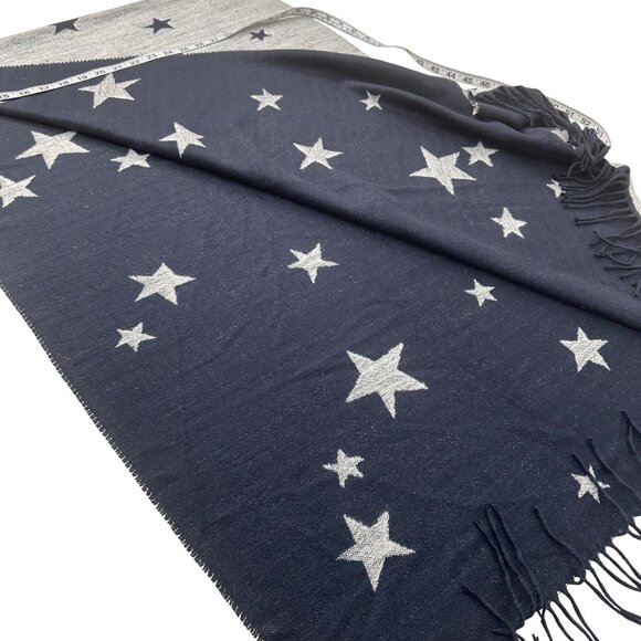 Gap Gray & Navy Star Print Reversible Scarf With Fringed Edges 78X24 inches - Picture 10 of 11